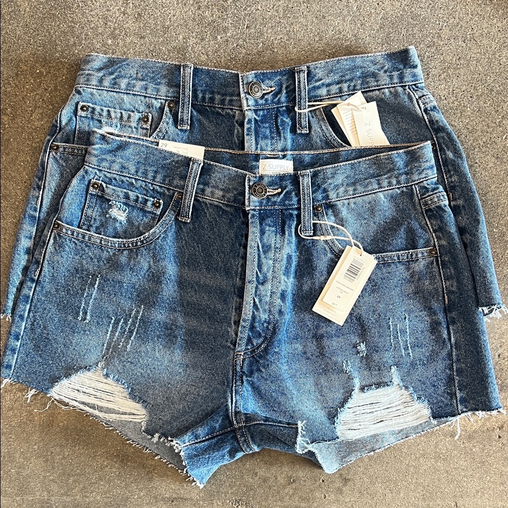 Z Supply NWT Classic Hi - Rise Denim Short in Vintage Indigo Sz 29